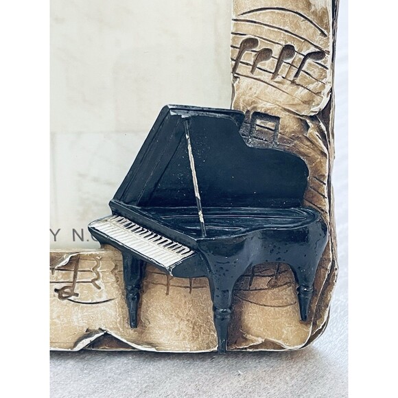 VTG Rustic Piano Roses Music Notes Resin Picture Frame 5"x7" Photo Holder - Picture 2 of 8